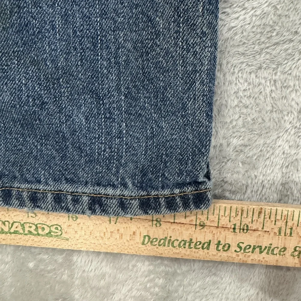 Levis very slight